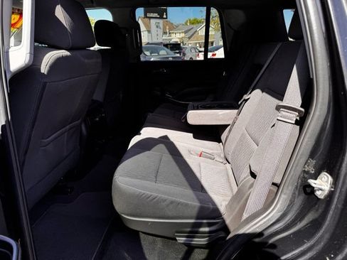 Used 2019 Chevrolet Tahoe LS AWD/4WD image 19