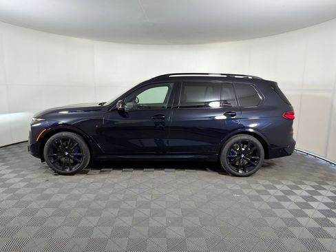 New 2026 BMW X7 M60i image 2