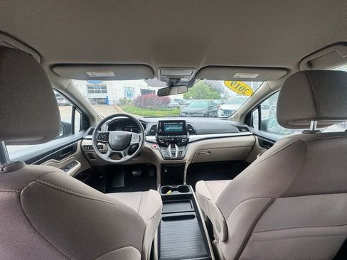 Used 2019 Honda Odyssey EX image 19