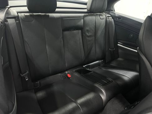 Used 2017 BMW 430i Convertible w/ Premium Package image 32
