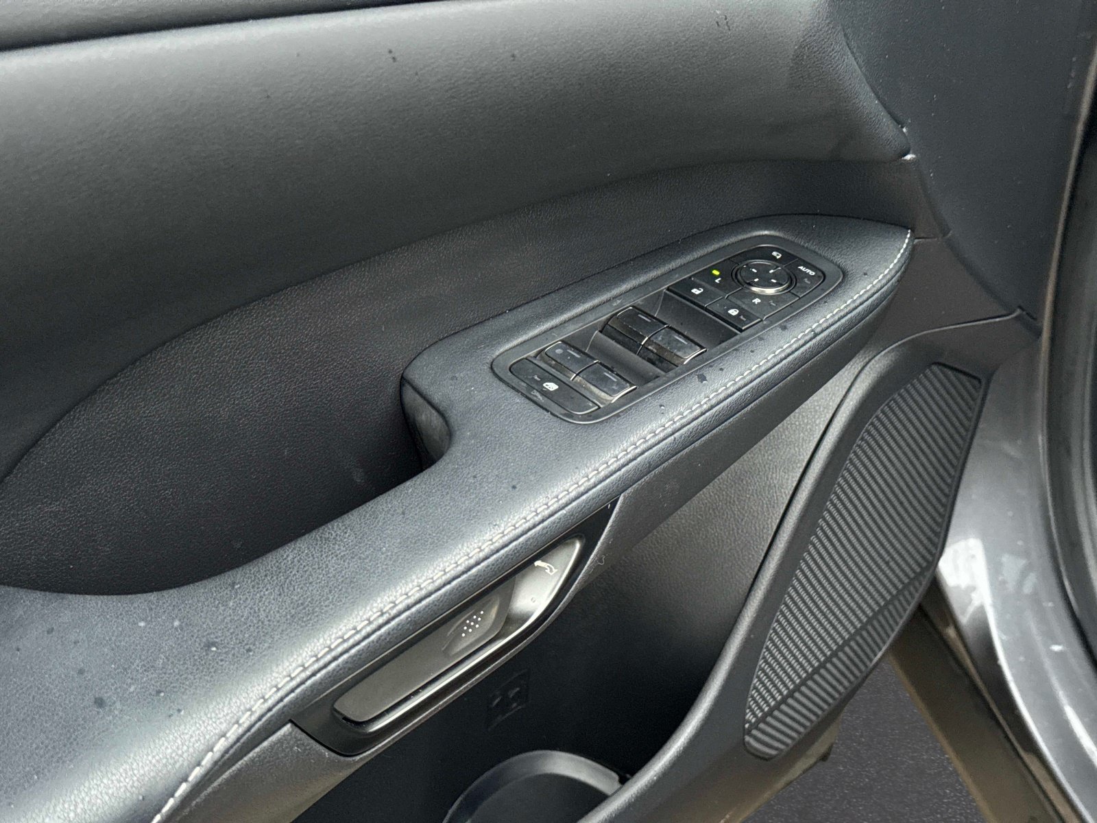 Used 2024 Lexus RX 350 Premium w/ Accessory Package (Z1) FWD image 20