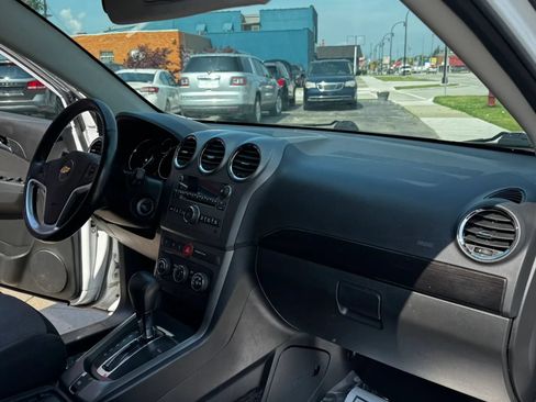 Used 2015 Chevrolet Captiva Sport LS FWD image 25