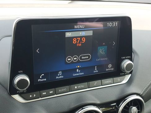 Used 2024 Nissan Sentra SV FWD image 22