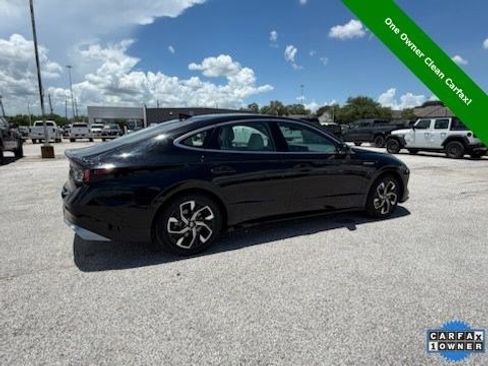Used 2024 Hyundai Sonata SEL FWD image 2