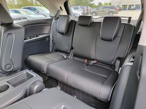 New 2026 Honda Odyssey Touring image 18