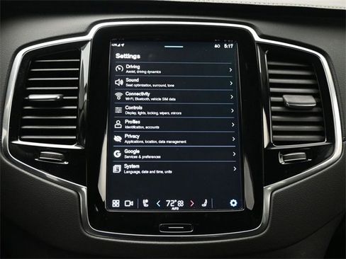 Used 2023 Volvo XC90 B6 Ultimate w/ Protection Package Premier image 16