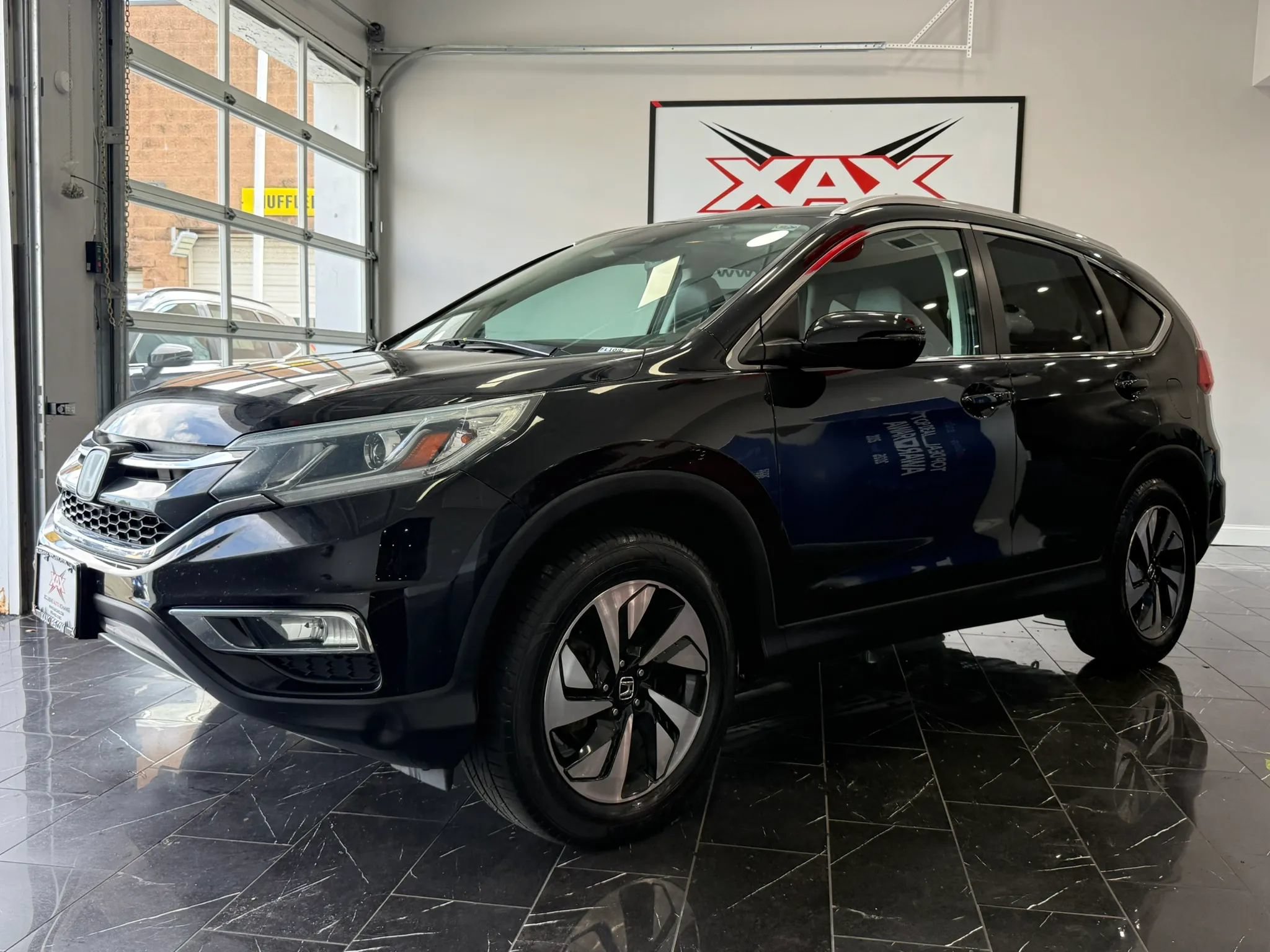 Used 2015 Honda CR-V Touring image 3