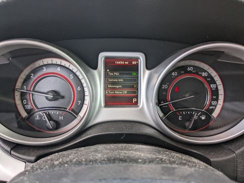 Used 2018 Dodge Journey SE w/ Connectivity Group image 22