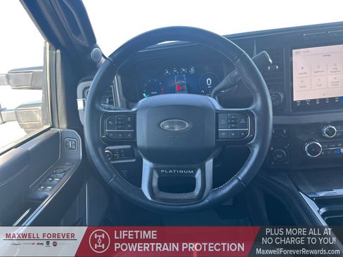 Used 2024 Ford F250 Platinum w/ FX4 Off-Road Package image 21