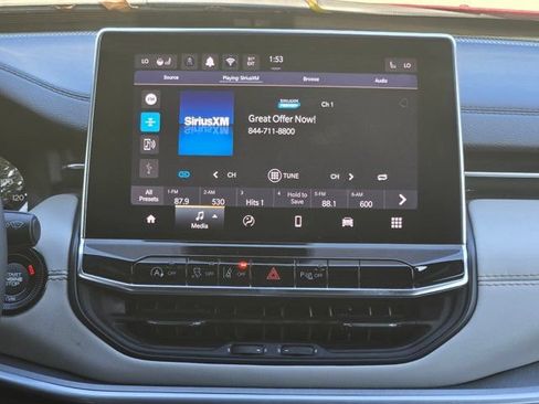 Used 2025 Jeep Compass Limited AWD/4WD image 15