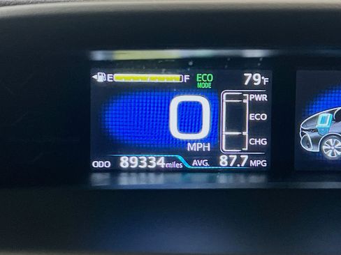 Used 2017 Toyota Prius Prime Plus w/ Carpet Mat Package FWD image 8