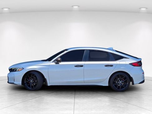 Used 2025 Honda Civic Sport image 4