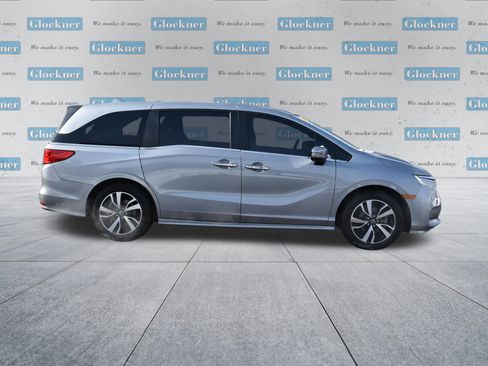 Used 2024 Honda Odyssey Touring image 4