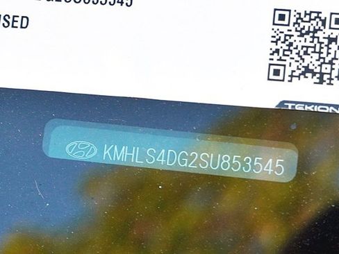 Certified 2025 Hyundai Elantra SEL image 33