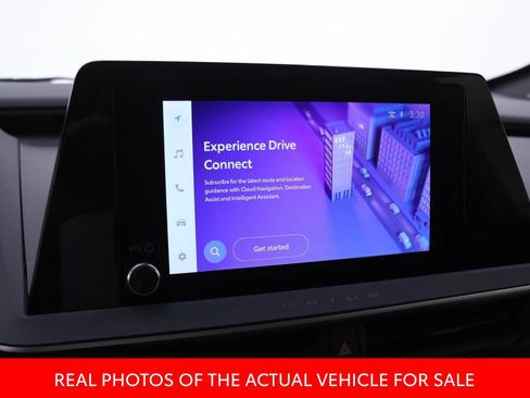 Certified 2025 Toyota Prius LE FWD image 8