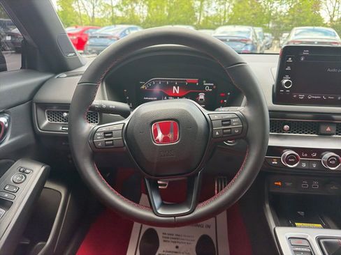 Certified 2025 Honda Civic Type R image 12