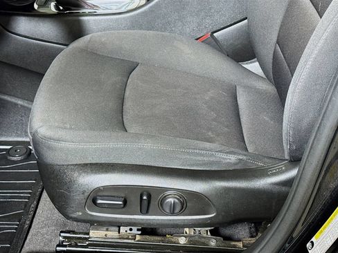 Used 2021 Chevrolet Malibu RS w/ LPO, Floor Liner Package FWD image 16