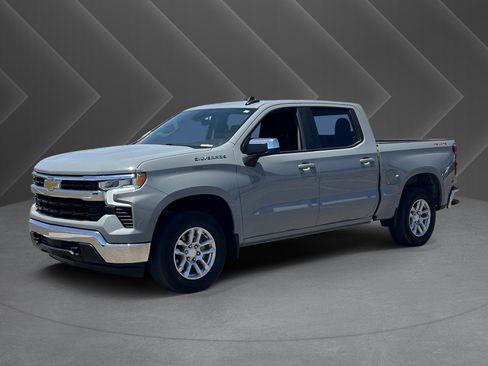 Certified 2024 Chevrolet Silverado 1500 LT AWD/4WD image 36