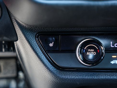Certified 2024 Honda HR-V Sport image 15