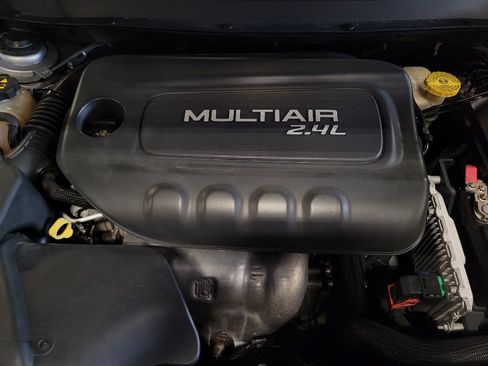 Used 2014 Jeep Cherokee Sport w/ Trailer Tow Group FWD image 30