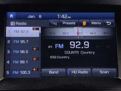 Used 2017 Hyundai Santa Fe Sport 2.0T image 25