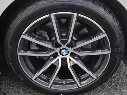 Used 2021 BMW 330i Sedan w/ Convenience Package image 11