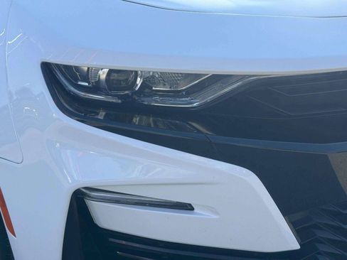 Used 2019 Chevrolet Camaro SS RWD image 11