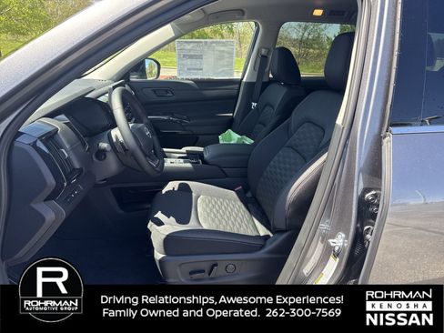 New 2026 Nissan Pathfinder SV AWD/4WD image 12
