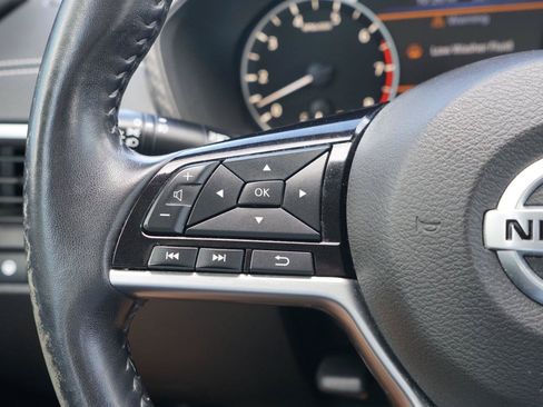 Used 2019 Nissan Altima 2.5 SV FWD image 17
