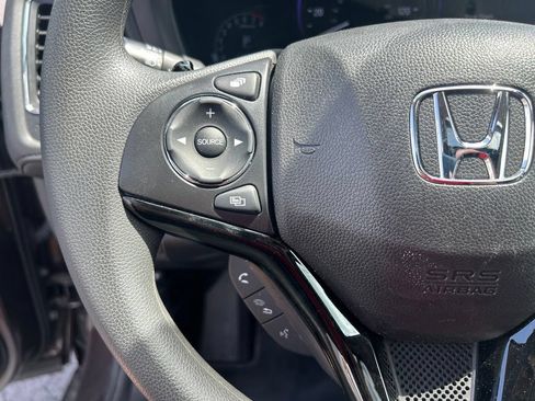 Used 2022 Honda HR-V EX image 22