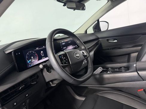 Used 2025 Nissan Murano SV FWD image 24