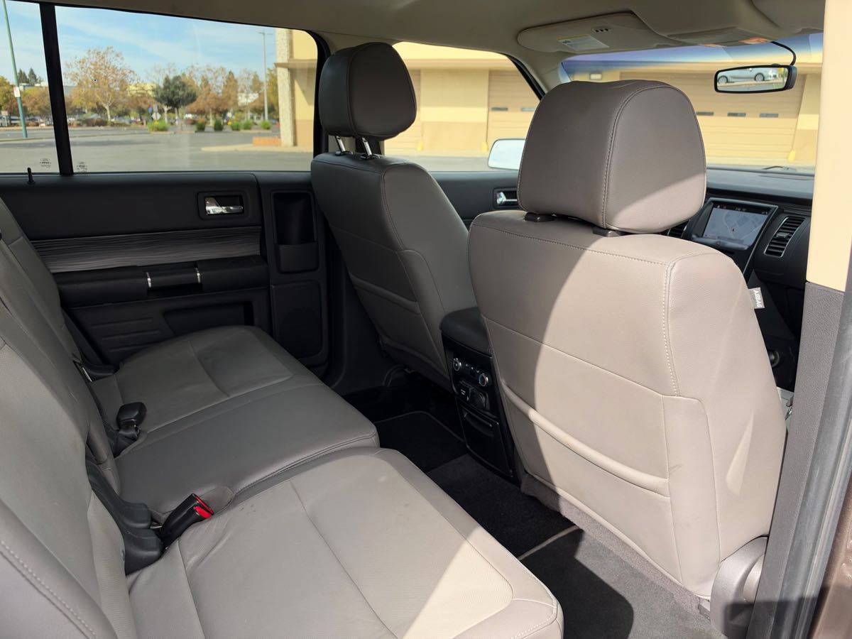 Used 2019 Ford Flex SEL w/ Equipment Group 202A FWD image 22