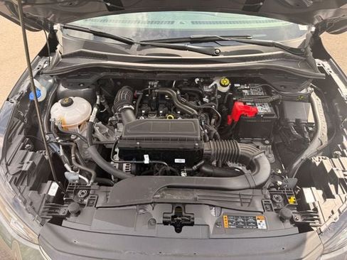 Used 2025 Ford Escape ST-Line AWD/4WD image 15