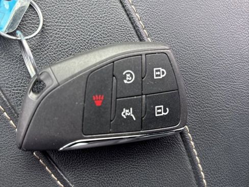 Used 2024 GMC Acadia Elevation image 49