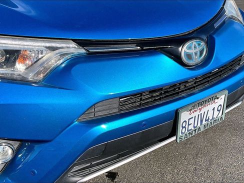 Certified 2018 Toyota RAV4 Limited image 27