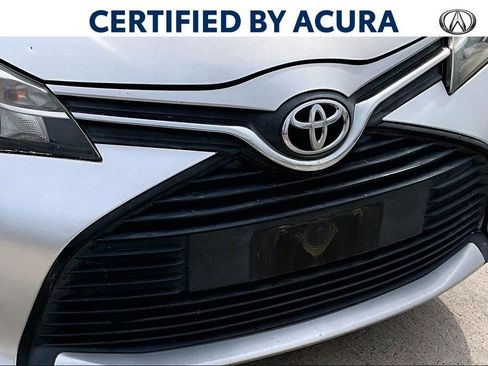 Used 2016 Toyota Yaris L image 33