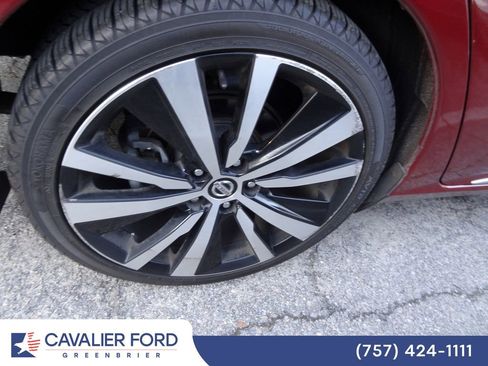 Used 2019 Nissan Altima 2.5 Platinum FWD image 12