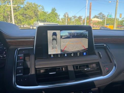 Used 2024 Chevrolet Tahoe High Country image 17