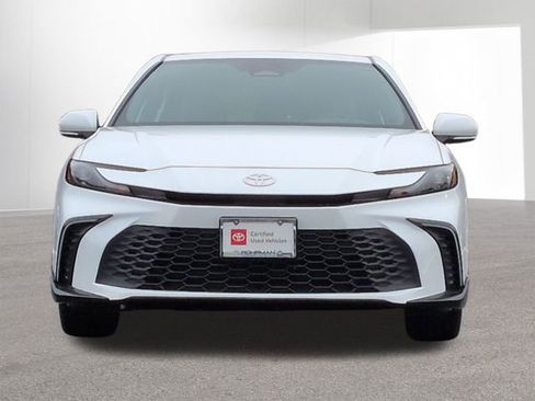 Certified 2026 Toyota Camry SE w/ Convenience Package image 2