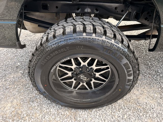 Used 2014 Ford F150 XLT w/ Equipment Group 302A Luxury AWD/4WD image 13