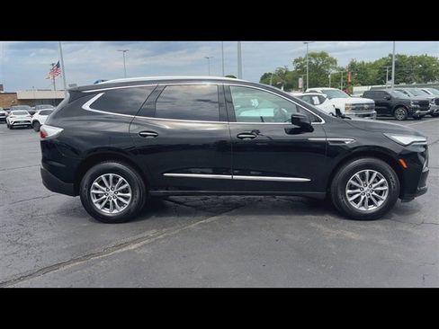 Used 2024 Buick Enclave Essence w/ LPO, Floor Liner Package AWD/4WD image 9