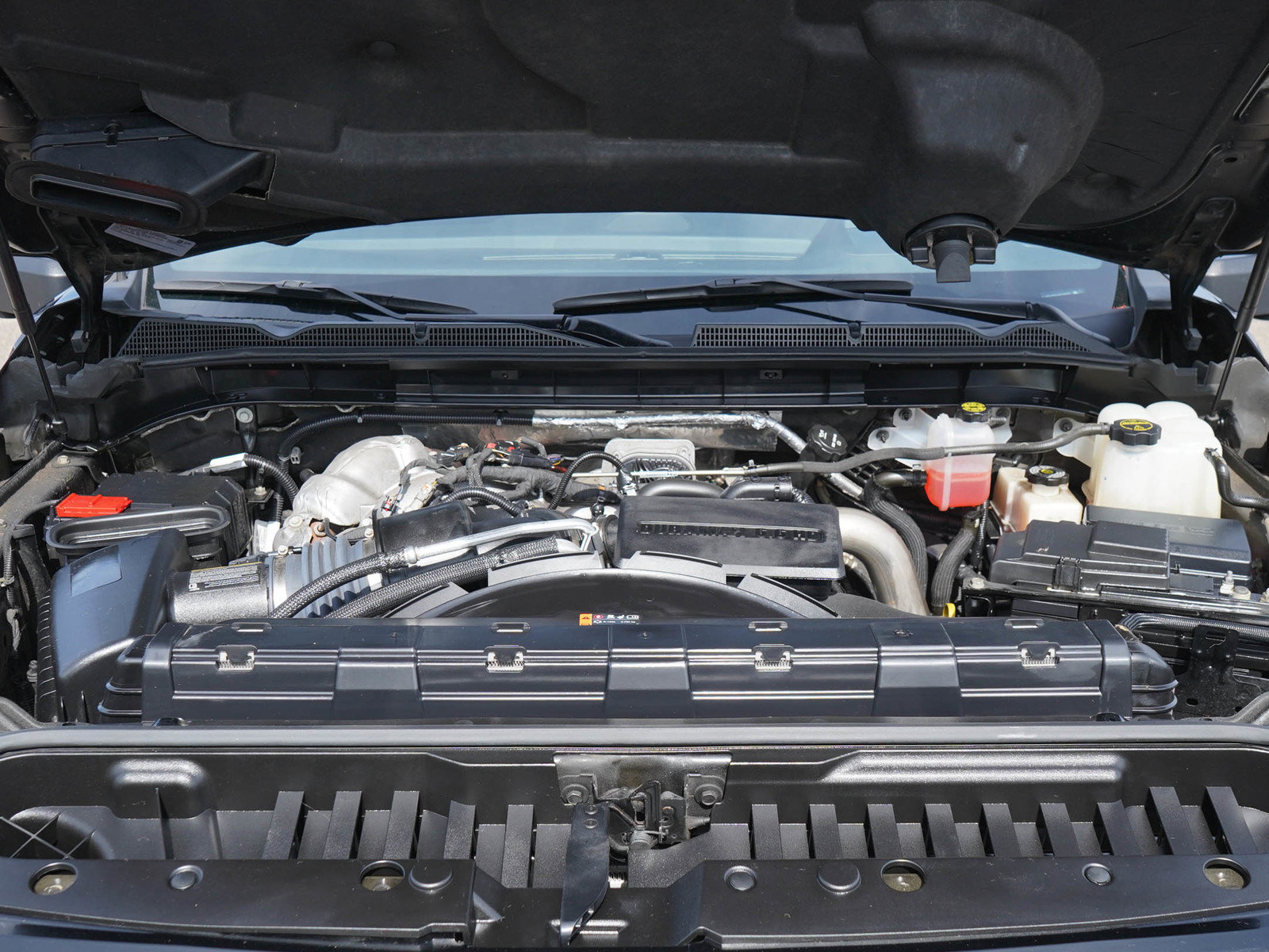 Used 2024 GMC Sierra 2500 AT4X AWD/4WD image 29