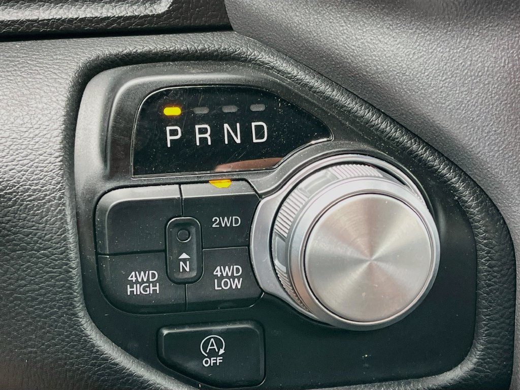 Used 2023 RAM 1500 Laramie AWD/4WD image 17