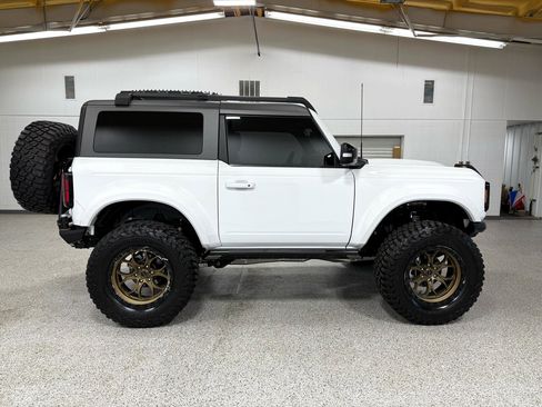 Used 2021 Ford Bronco Wildtrak image 5