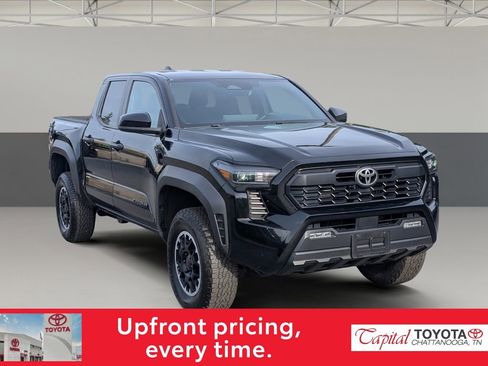 Used 2024 Toyota Tacoma TRD Off-Road AWD/4WD image 2