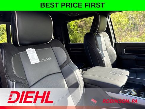 New 2026 RAM 3500 Laramie AWD/4WD image 15