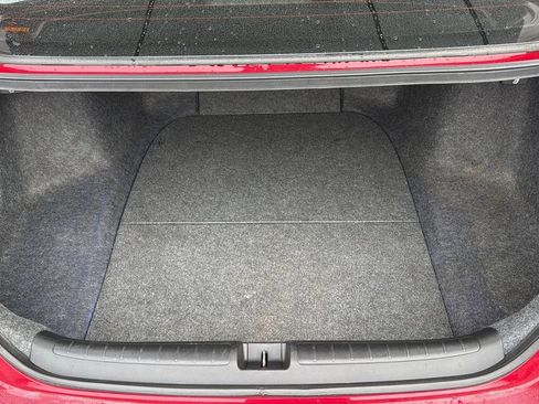 Used 2018 Honda Accord Sport image 8