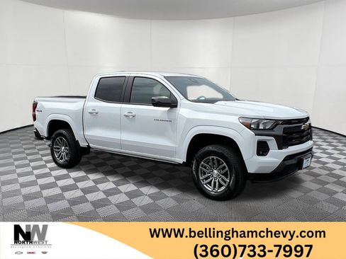 Used 2023 Chevrolet Colorado LT w/ LT Convenience Package AWD/4WD image 1