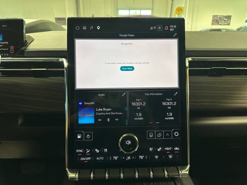 Used 2025 GMC Sierra EV Denali AWD/4WD image 26