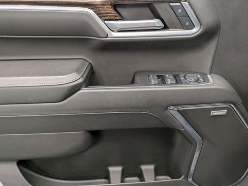 Used 2024 GMC Sierra 1500 Elevation w/ Preferred Package image 10